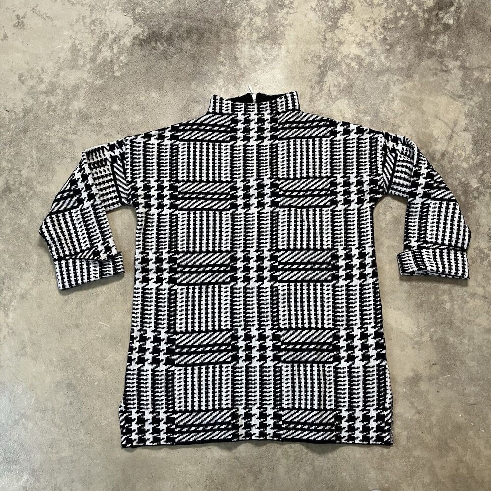 Max Studio Sweater Womens XS Retro‎ Houndstooth Plaid Boxy Mock Neck Black White